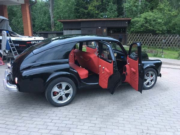 Авто самоделка ГАЗ М-20 Победа с начинкой от Toyota (14 фото) Авто самоделка ГАЗ М-20 Победа с начинкой от Toyota (14 фото)