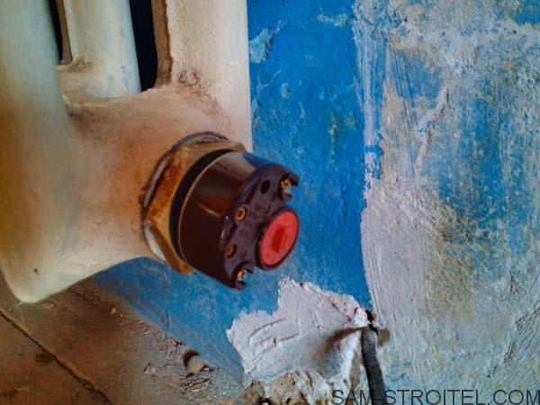 Обогреватель из чугунной батареи Обогреватель из чугунной батареи