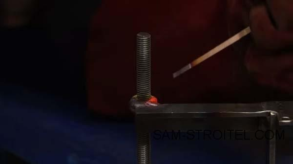 Самодельный токарный станок из двигателя от стиральной машины Самодельный токарный станок из двигателя от стиральной машины